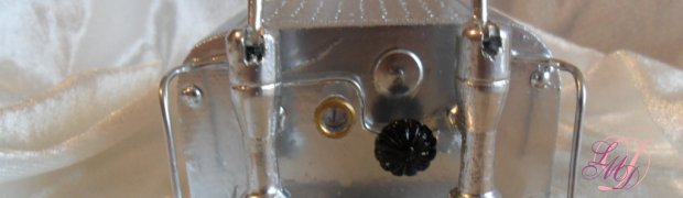 Réalisations spéciales Didange:
accessoire pour vitrine de bar:
percolateur