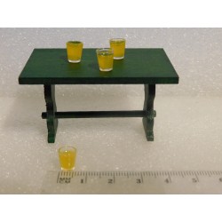 1 verre de jus d'oranges de 0,8cm de haut