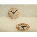 1 horloge murale modèle 6,  2,7cm de diamètre